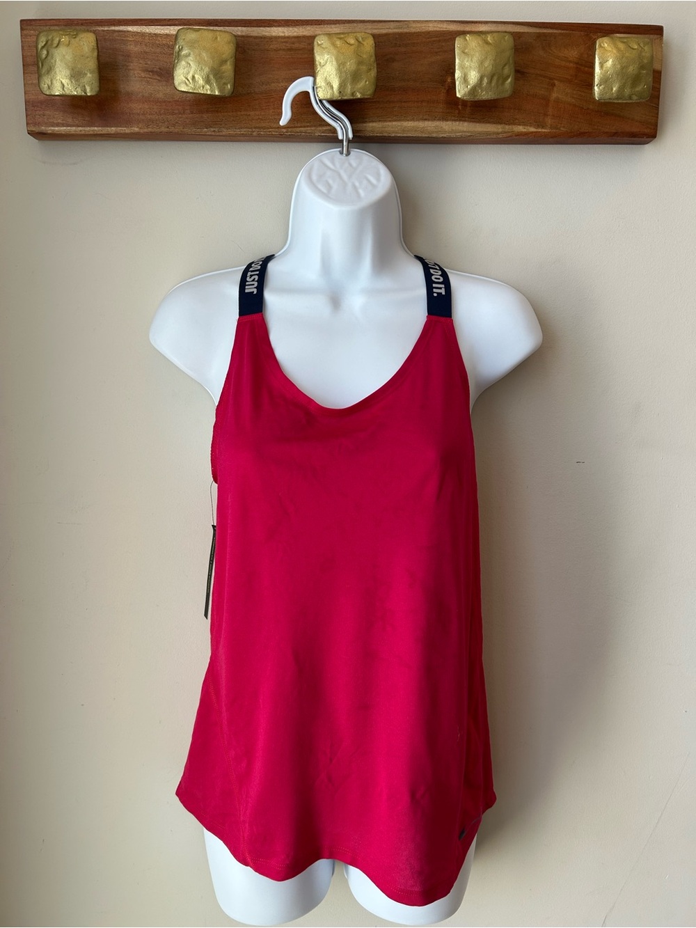BNWT Nike Dri-FIT Hot Pink JDI Strap Workout tank Size M - Picture 6 of 8
